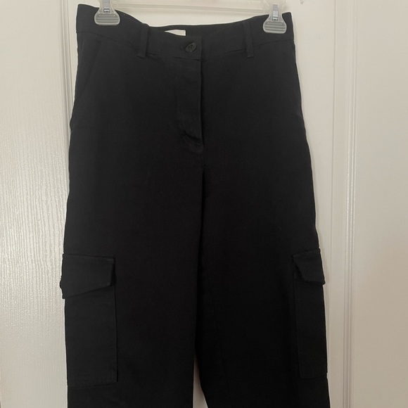 Aritzia Wilfred Modern Cargo Pants (Black, Size 2) - Picture 2 of 6